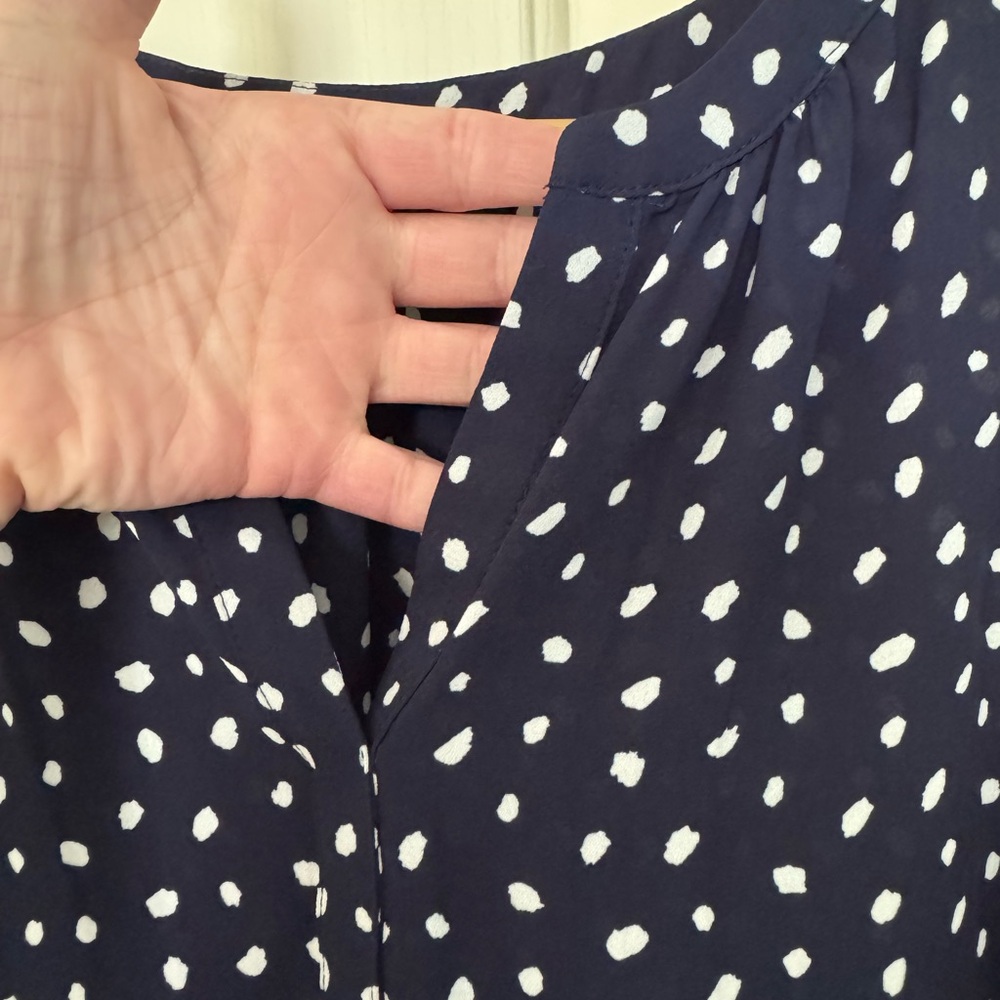 41 Hawthorn Sleeveless Blue and White Tank Top - Picture 2 of 5